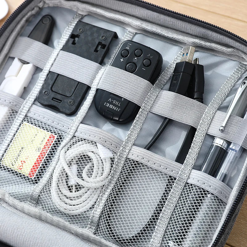 Wielofunkcyjna torba na elektronikę